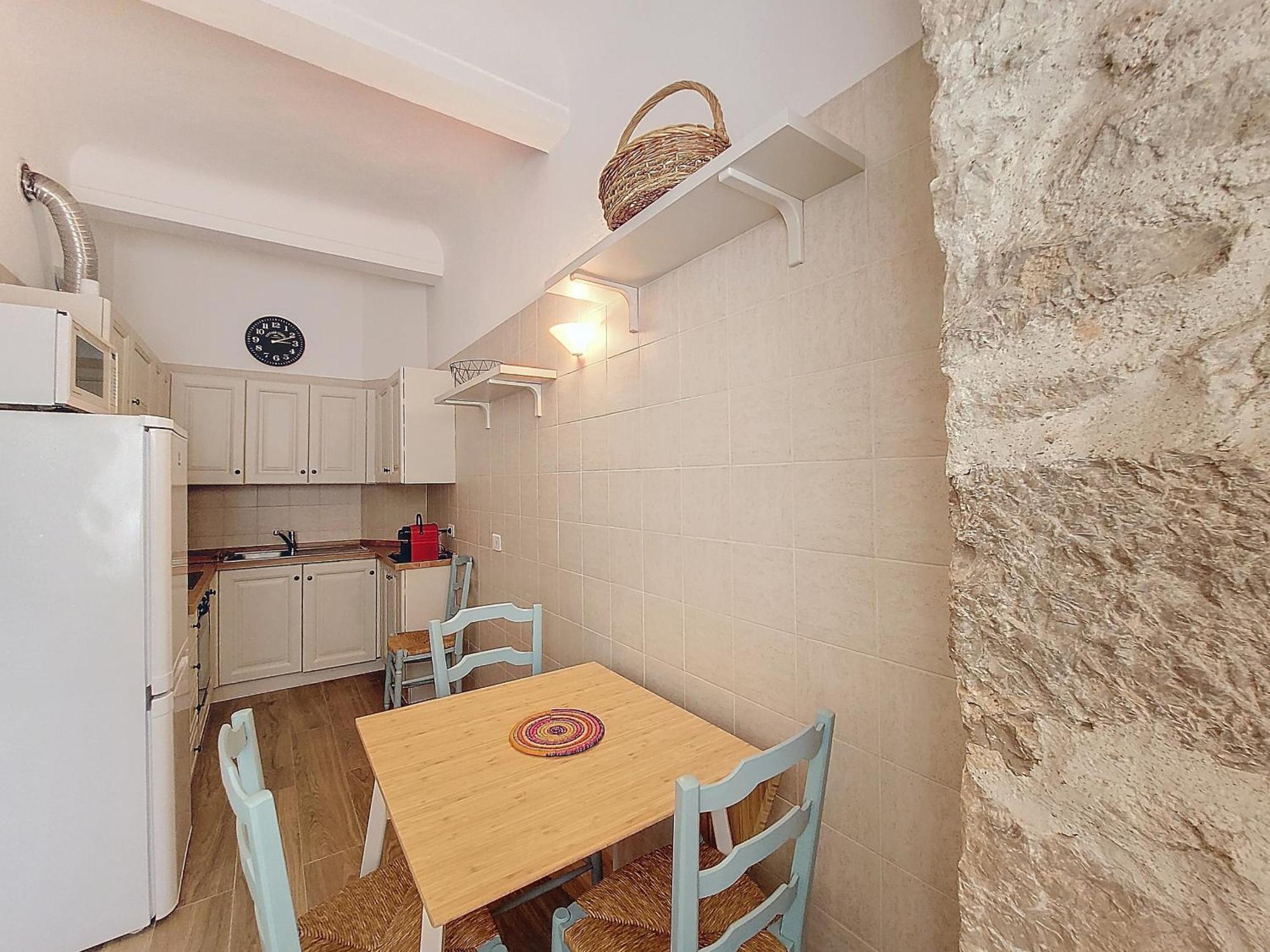 Nestor&jeeves - Fay - Near - Promenade Nizza